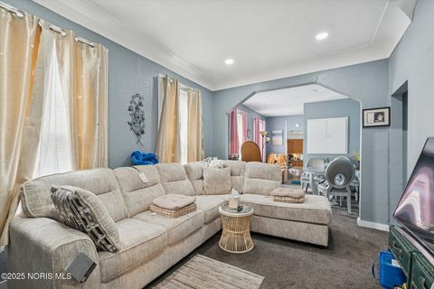 Tiny photo for 547 Church Street, Toledo, OH 43605 (MLS # 10000621)