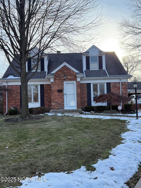 Photo of 4533 Satinwood Court, Toledo, OH 43623 (MLS # 10002413)