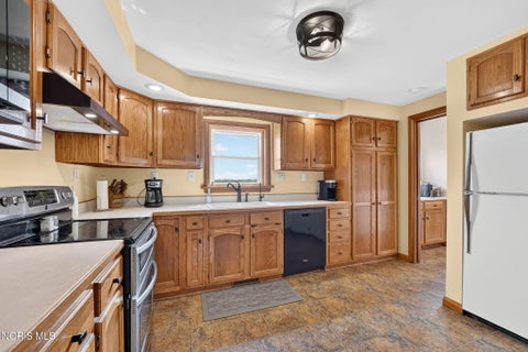 Tiny photo for 21143 County Road 216, Fostoria, OH 44830 (MLS # 10012643)