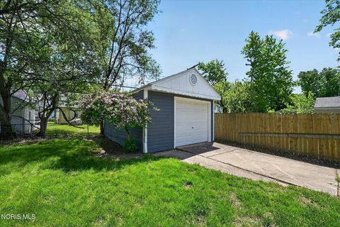 Tiny photo for 553 Andora Drive, Toledo, OH 43609 (MLS # 10009288)