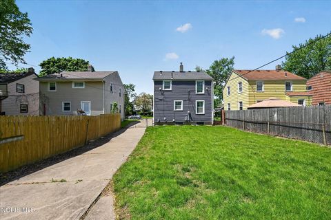 Tiny photo for 553 Andora Drive, Toledo, OH 43609 (MLS # 10009288)