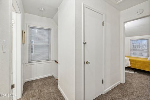 Tiny photo for 553 Andora Drive, Toledo, OH 43609 (MLS # 10009288)