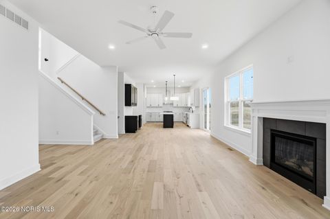 Tiny photo for 140 Barton Creek Drive, Perrysburg, OH 43551 (MLS # 10005649)