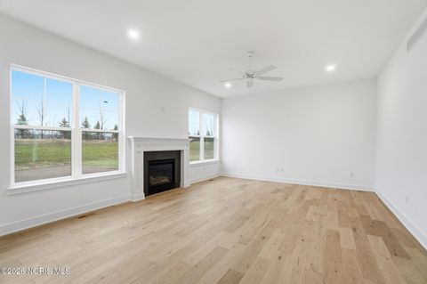 Tiny photo for 140 Barton Creek Drive, Perrysburg, OH 43551 (MLS # 10005649)