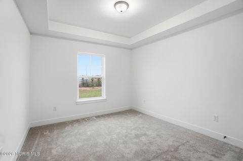 Tiny photo for 140 Barton Creek Drive, Perrysburg, OH 43551 (MLS # 10005649)