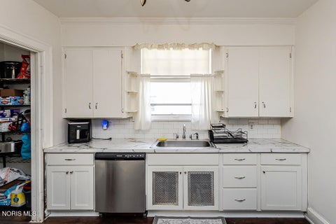 Tiny photo for 3833 Drexel Drive, Toledo, OH 43612 (MLS # 10013782)