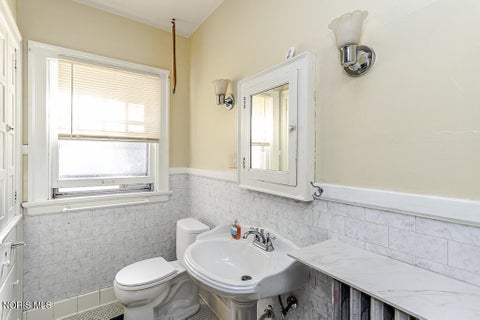 Tiny photo for 3833 Drexel Drive, Toledo, OH 43612 (MLS # 10013782)