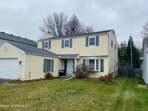 Photo of 6032 Willowvale Drive, Toledo, OH 43615 (MLS # 10002073)