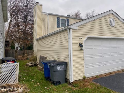 Tiny photo for 6032 Willowvale Drive, Toledo, OH 43615 (MLS # 10002073)
