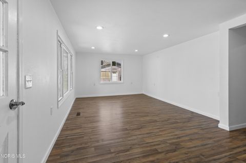 Tiny photo for 2861 Latcha Road, Millbury, OH 43447 (MLS # 10006659)