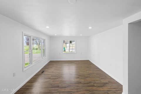 Tiny photo for 2861 Latcha Road, Millbury, OH 43447 (MLS # 10006659)