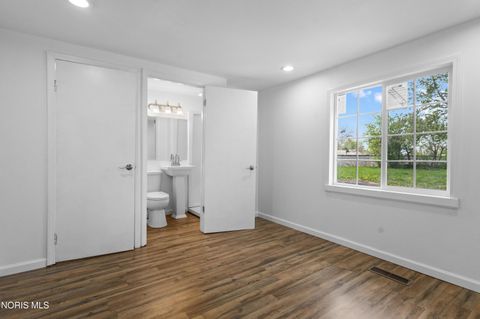 Tiny photo for 2861 Latcha Road, Millbury, OH 43447 (MLS # 10006659)