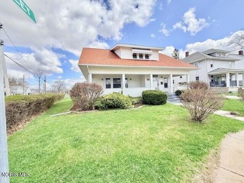 Tiny photo for 150 N Shoop Avenue, Wauseon, OH 43567 (MLS # 10006043)