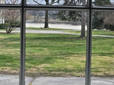 Tiny photo for 2210 River Road, Maumee, OH 43537 (MLS # 10005163)