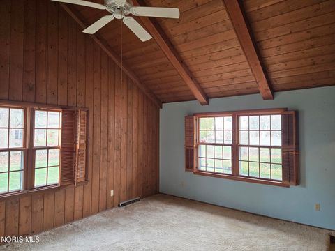 Tiny photo for 2210 River Road, Maumee, OH 43537 (MLS # 10005163)