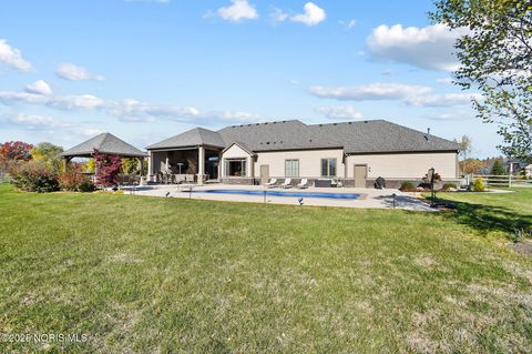 Tiny photo for 4045 Coder Cove Court, Maumee, OH 43537 (MLS # 10000980)