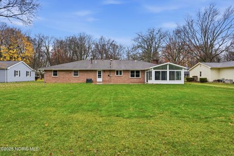 Tiny photo for 601 Yorkshire Drive, Findlay, OH 45840 (MLS # 10001832)