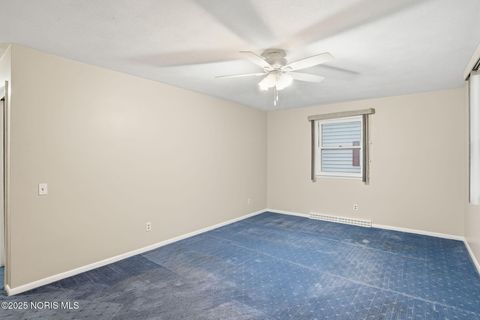 Tiny photo for 601 Yorkshire Drive, Findlay, OH 45840 (MLS # 10001832)