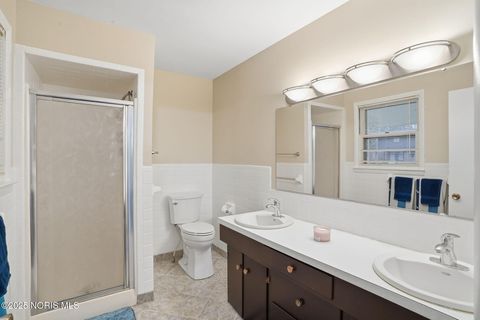 Tiny photo for 601 Yorkshire Drive, Findlay, OH 45840 (MLS # 10001832)