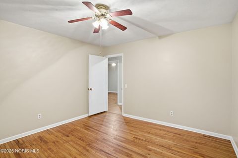 Tiny photo for 601 Yorkshire Drive, Findlay, OH 45840 (MLS # 10001832)