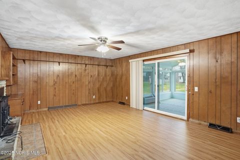 Tiny photo for 601 Yorkshire Drive, Findlay, OH 45840 (MLS # 10001832)