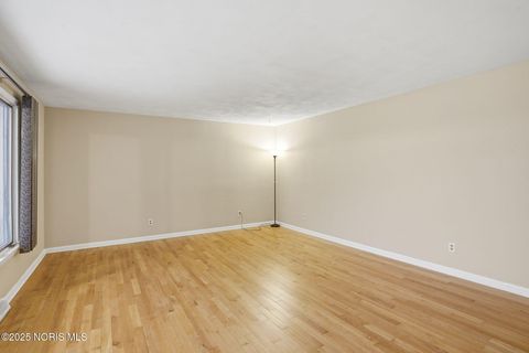 Tiny photo for 601 Yorkshire Drive, Findlay, OH 45840 (MLS # 10001832)