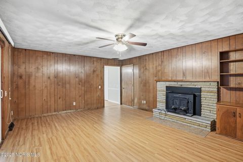 Tiny photo for 601 Yorkshire Drive, Findlay, OH 45840 (MLS # 10001832)