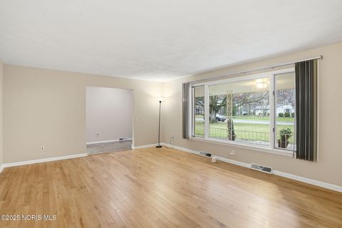 Tiny photo for 601 Yorkshire Drive, Findlay, OH 45840 (MLS # 10001832)