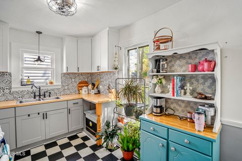 Tiny photo for 322 North Street, Waterville, OH 43566 (MLS # 10007332)