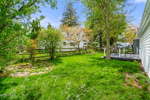 Tiny photo for 322 North Street, Waterville, OH 43566 (MLS # 10007332)
