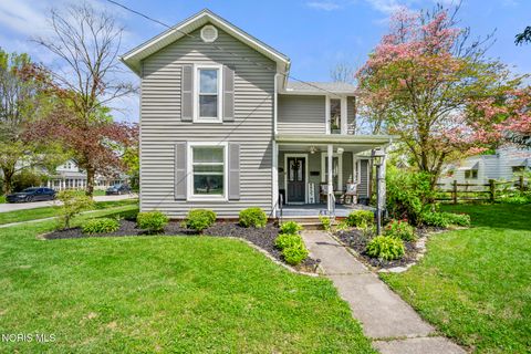 Photo of 322 North Street, Waterville, OH 43566 (MLS # 10007332)