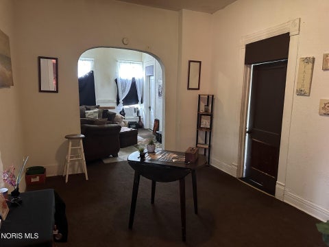 Tiny photo for 1624 Indiana Avenue, Toledo, OH 43607 (MLS # 10010609)