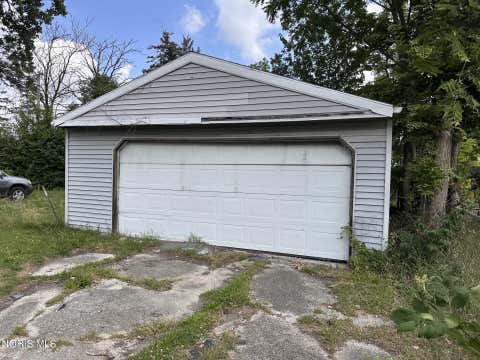 Tiny photo for 1624 Indiana Avenue, Toledo, OH 43607 (MLS # 10010609)