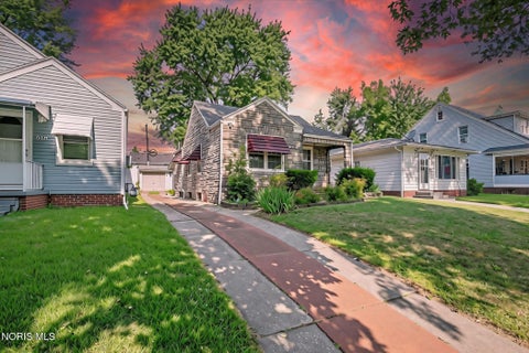 Tiny photo for 616 Bronx Drive, Toledo, OH 43609 (MLS # 10011174)