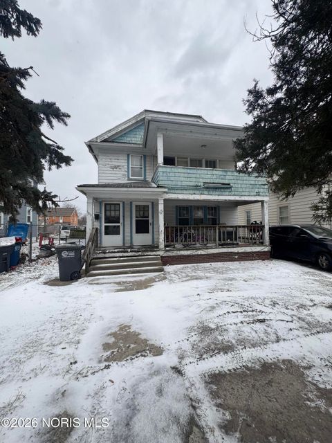 Photo of 681 Thomas Street, Toledo, OH 43609 (MLS # 10002853)