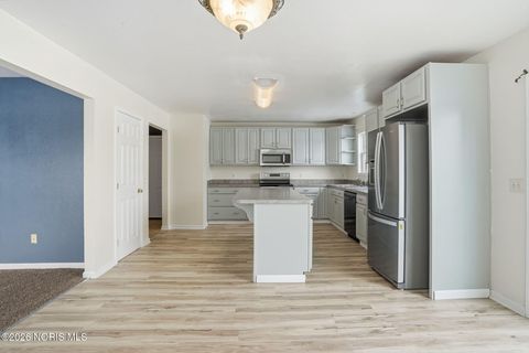 Tiny photo for 529 Haley Drive, Oregon, OH 43616 (MLS # 10002883)