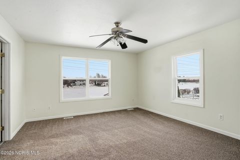 Tiny photo for 529 Haley Drive, Oregon, OH 43616 (MLS # 10002883)