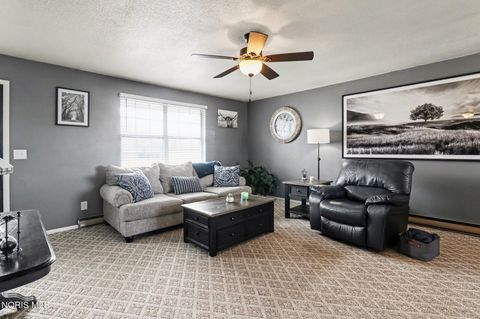 Tiny photo for 1025 Colonial Lane, Bryan, OH 43506 (MLS # 10005563)