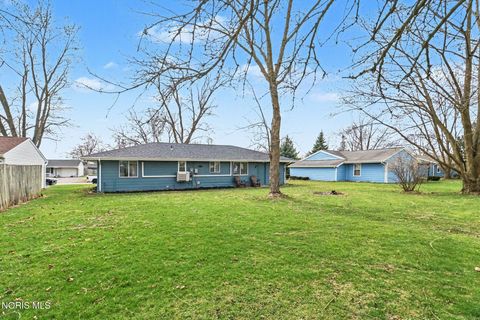 Tiny photo for 1025 Colonial Lane, Bryan, OH 43506 (MLS # 10005563)