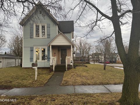 Tiny photo for 403 S East Avenue, Montpelier, OH 43543 (MLS # 10004853)