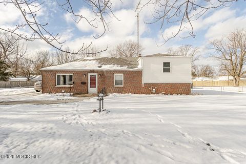 Photo of 624 Williamsville Avenue, Toledo, OH 43609 (MLS # 10002742)