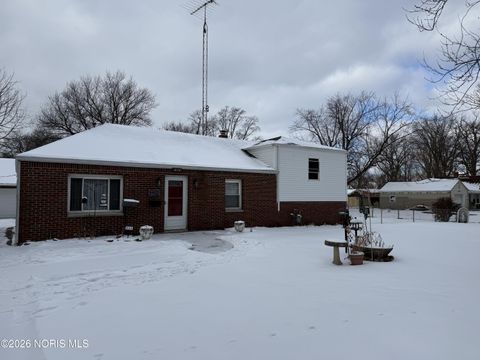 Photo of 624 Williamsville Avenue, Toledo, OH 43609 (MLS # 10002742)
