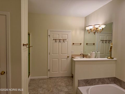 Tiny photo for 14857 Lake Winds Drive, Perrysburg, OH 43551 (MLS # 10003075)