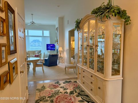 Tiny photo for 14857 Lake Winds Drive, Perrysburg, OH 43551 (MLS # 10003075)