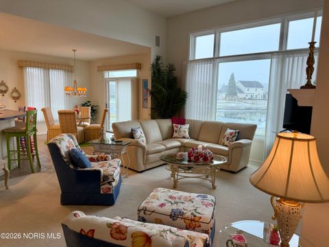 Tiny photo for 14857 Lake Winds Drive, Perrysburg, OH 43551 (MLS # 10003075)