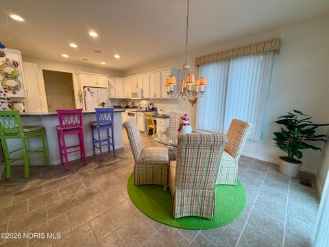 Tiny photo for 14857 Lake Winds Drive, Perrysburg, OH 43551 (MLS # 10003075)