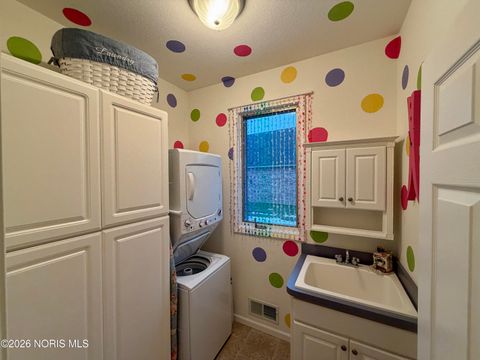 Tiny photo for 14857 Lake Winds Drive, Perrysburg, OH 43551 (MLS # 10003075)