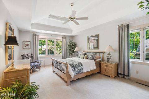Tiny photo for 2727 Spring Water Drive, Toledo, OH 43617 (MLS # 10008386)