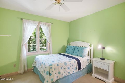 Tiny photo for 2727 Spring Water Drive, Toledo, OH 43617 (MLS # 10008386)