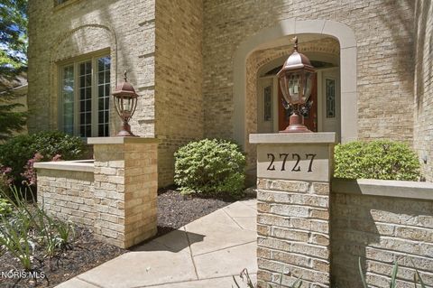 Tiny photo for 2727 Spring Water Drive, Toledo, OH 43617 (MLS # 10008386)